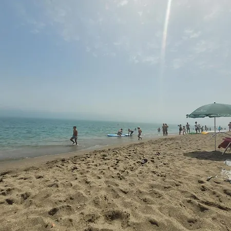 Playa Martin A 100 M Del Mar Fuengirola