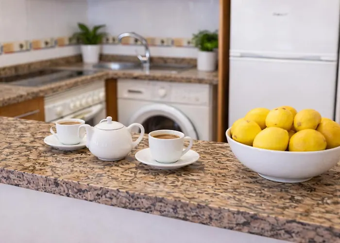 Playa Martin A 50 M Del Mar Fuengirola